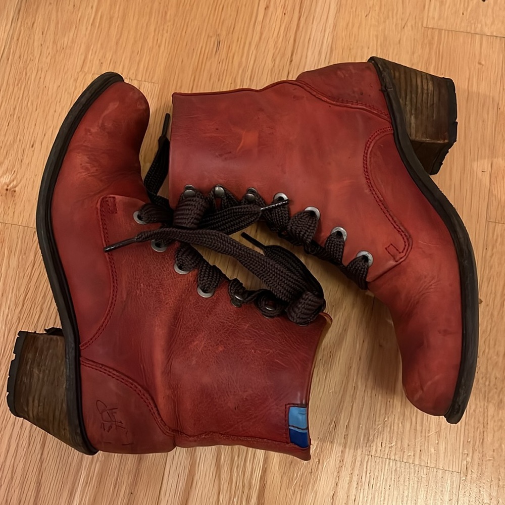 John Fluevog Red Adriana Nuni Boots Lace-Up